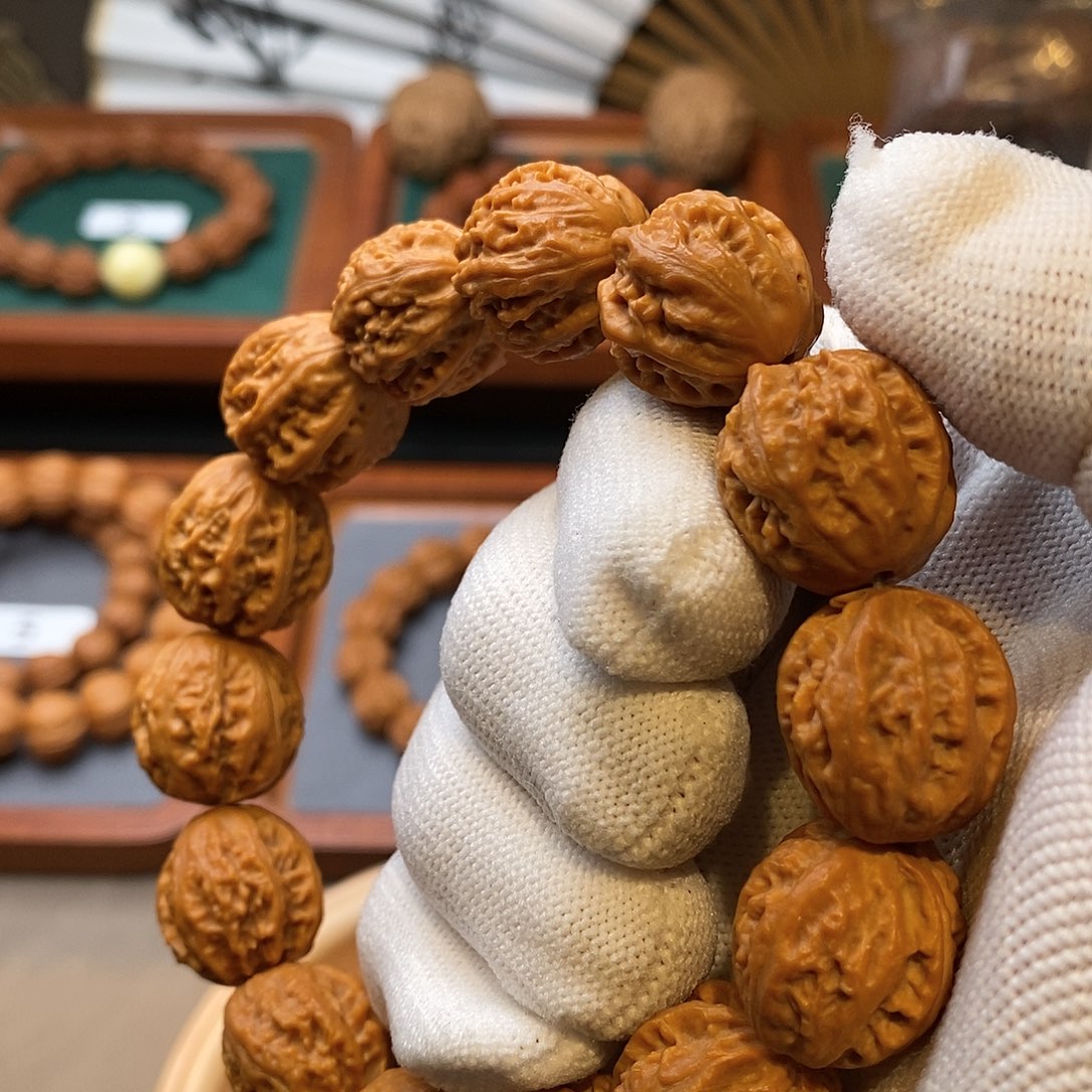 文玩核桃手串京八棱