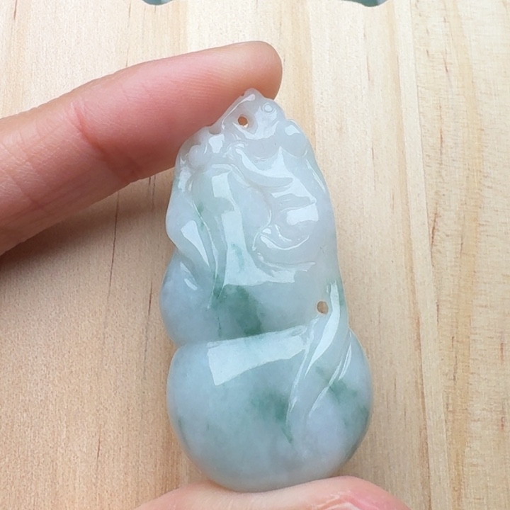 翡翠未镶嵌颈饰葫芦貔貅