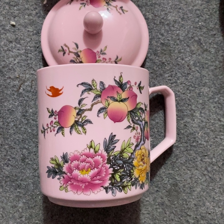 摆件瓷红稀土寿桃牡丹办公杯