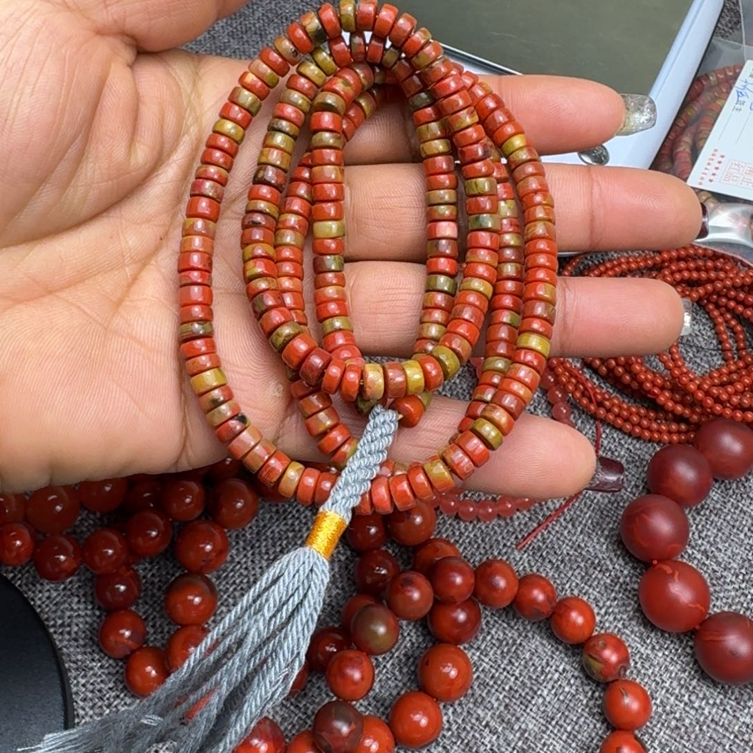 南红玛瑙未镶嵌手链