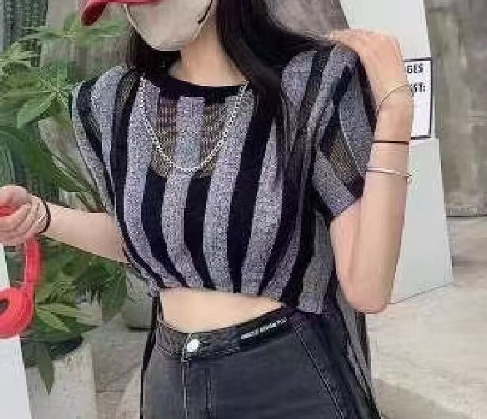 欧街-提丝针织镂空前短后长上衣05193