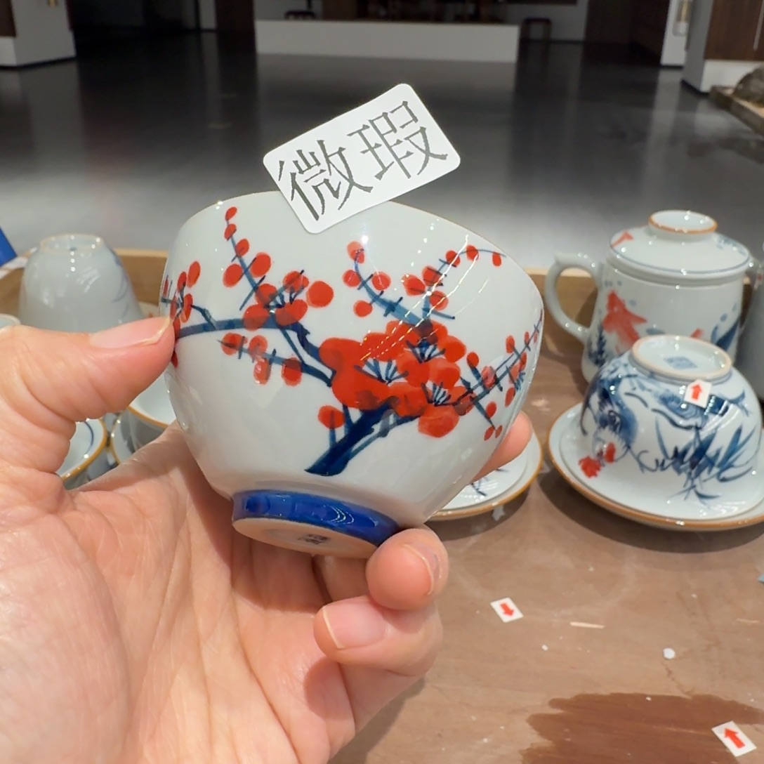 釉下手绘茶具微瑕