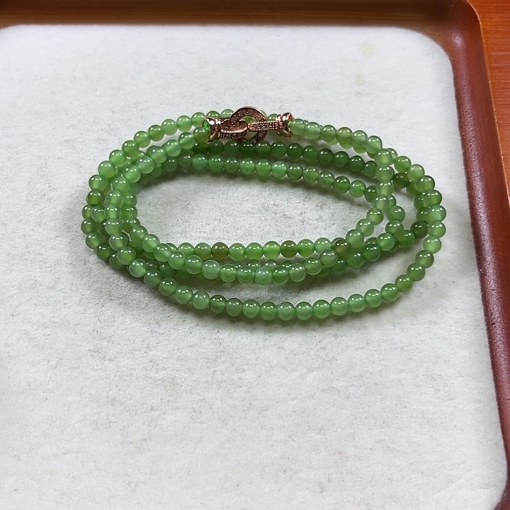 颈饰未镶嵌和田玉（碧玉）种***子