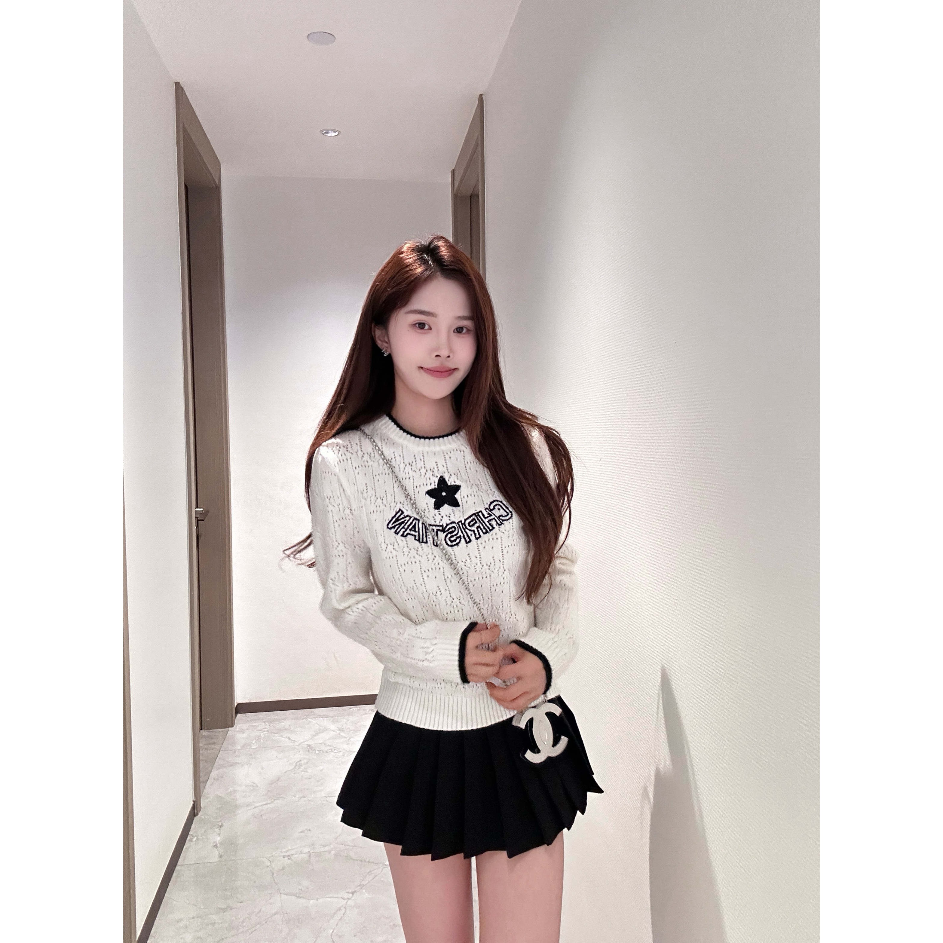 【SALE服饰】简约圆领长袖五角星字母刺绣针织衫秋季百搭时尚上衣