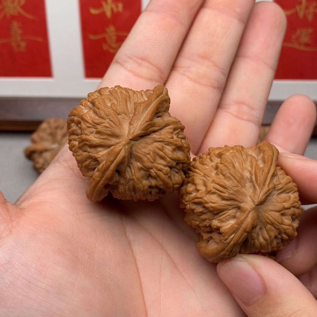 美***型文玩核桃吊坠全品白狮子头