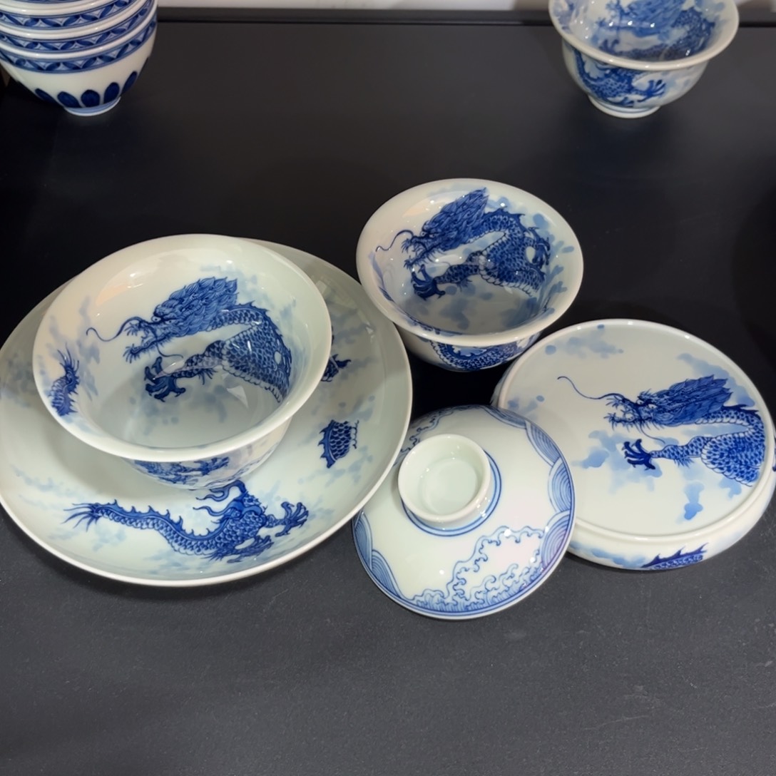 手绘仿清穿云龙四件套