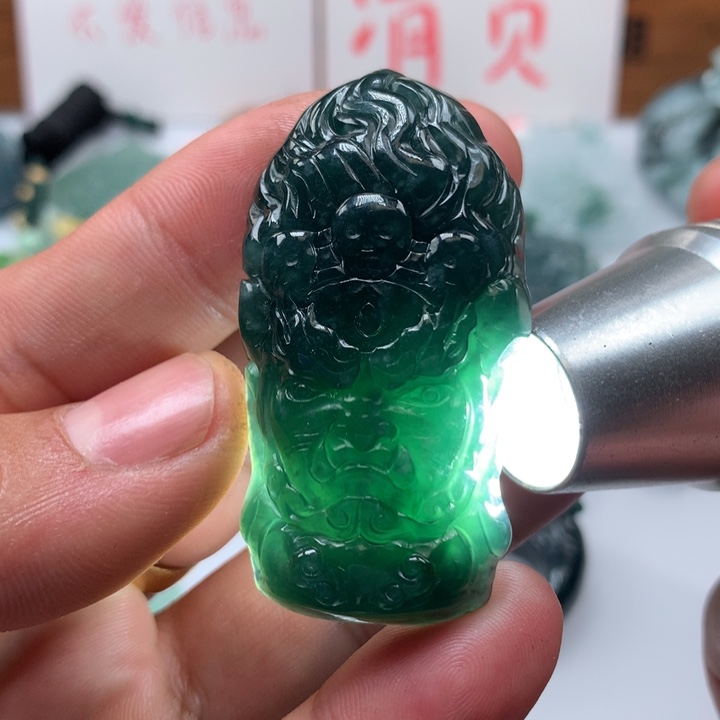 翡翠颈饰未镶嵌保真天然a货翡翠