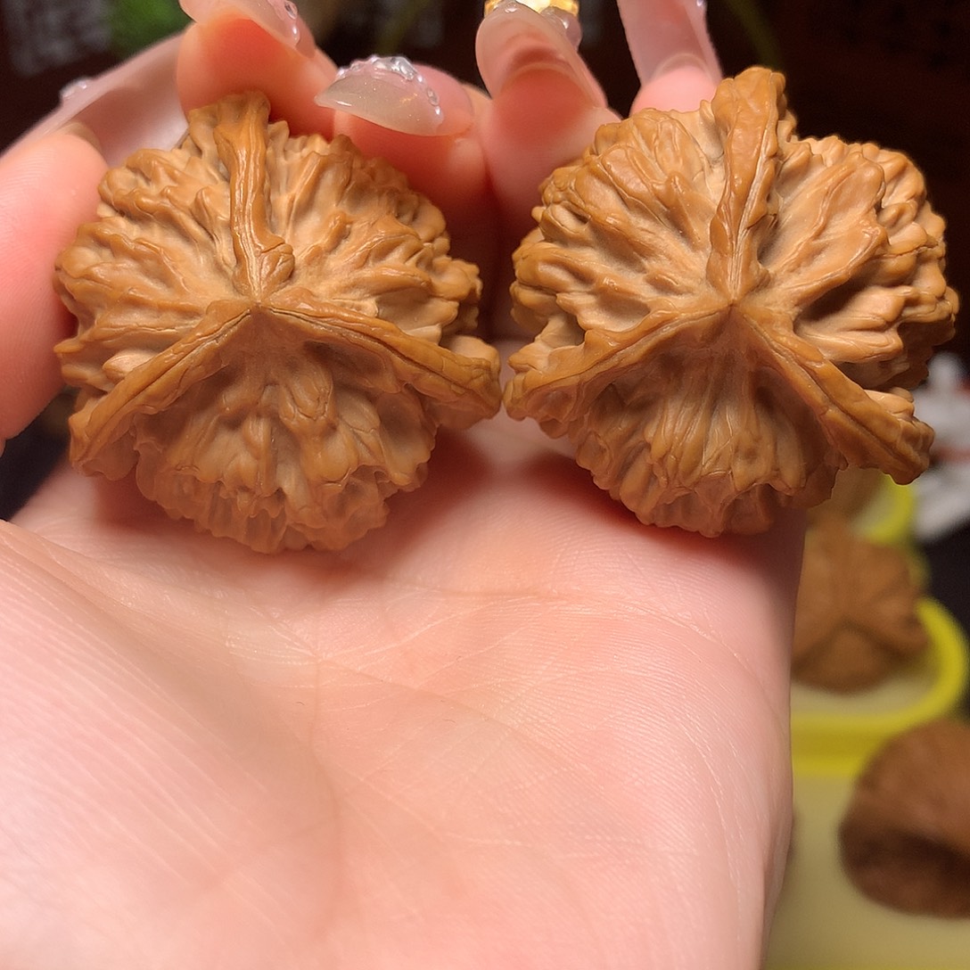 叁***物文玩核桃吊坠秦闷正奔