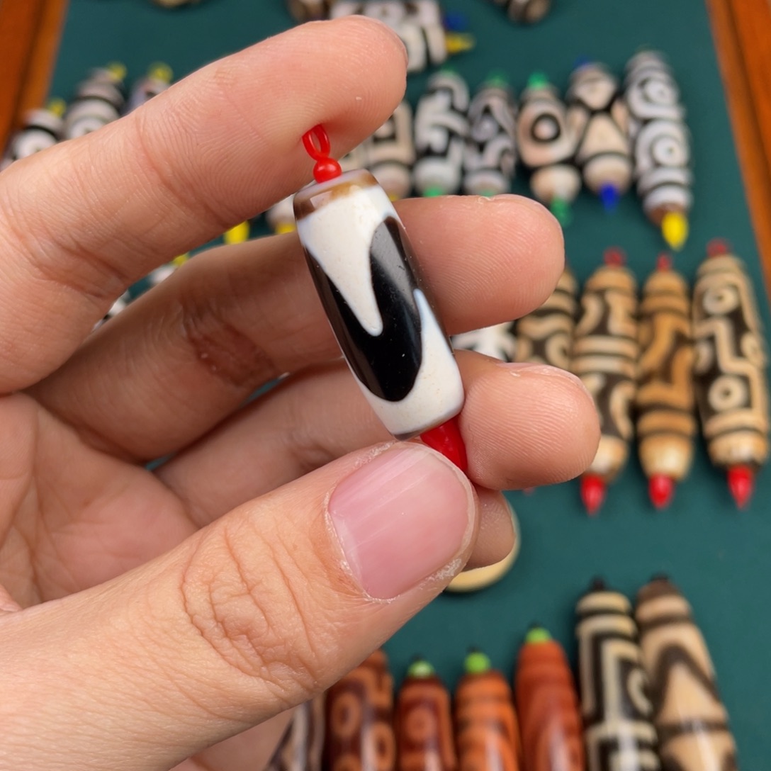 天***客玛瑙/玉髓裸珠虎牙