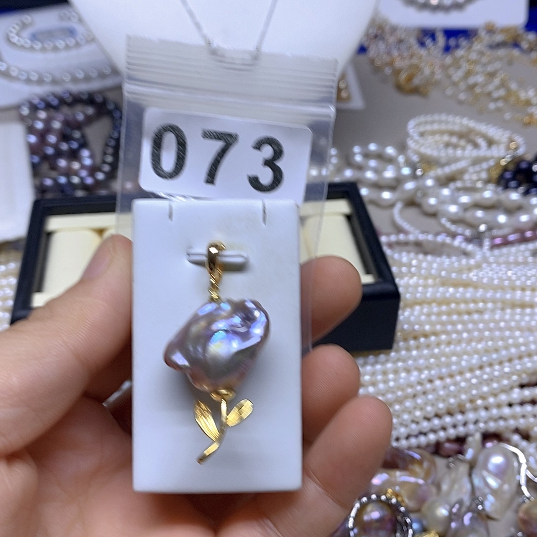 颈饰未镶嵌淡水珍珠