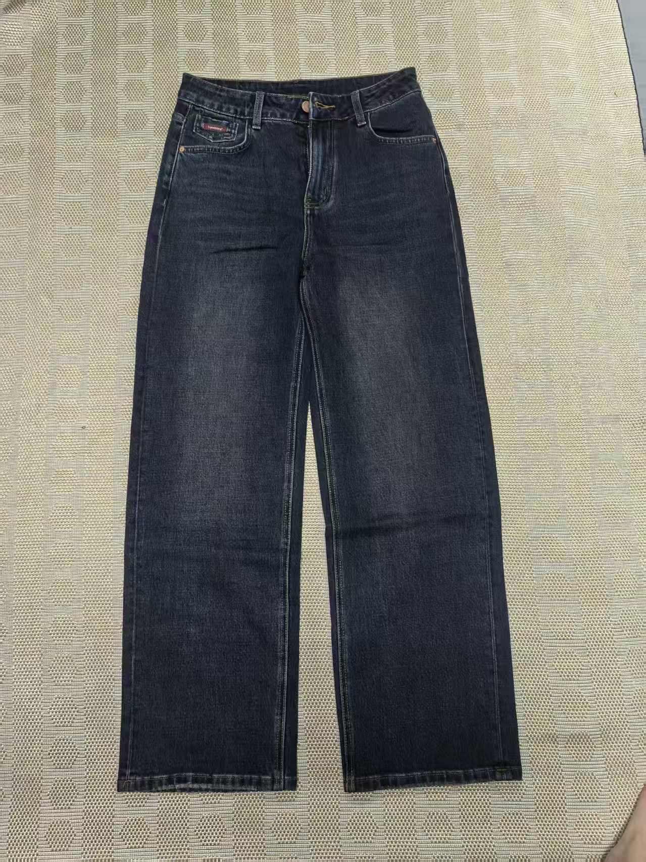 144460女士中弹慵懒风牛仔裤直筒裤子休闲裤