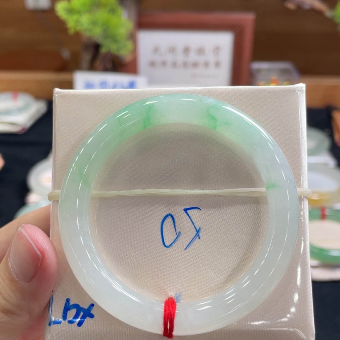 翡翠手镯未镶嵌50.5 圆条