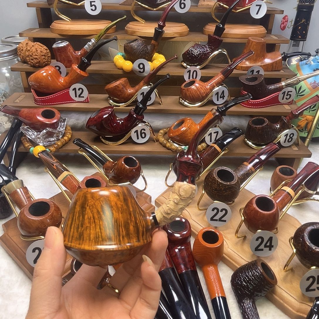 在***野意大利石楠木火山竹节