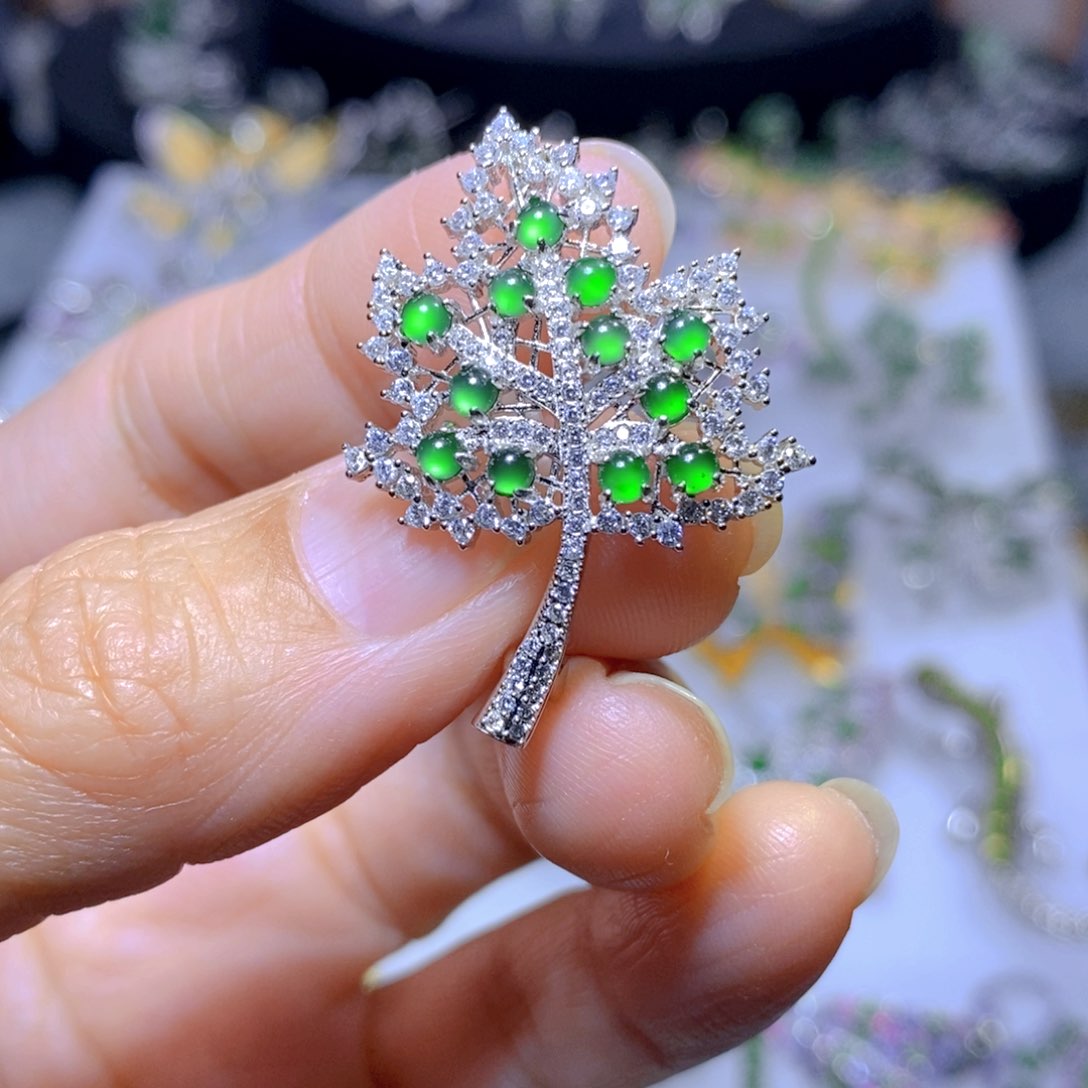 翡翠颈饰合金天然翡翠