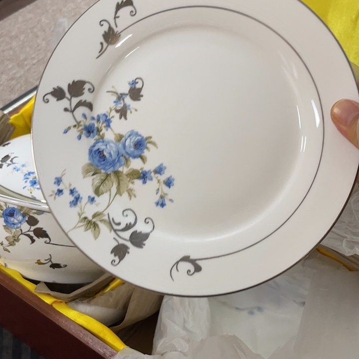 现代中古欧瓷瓷器陶瓷