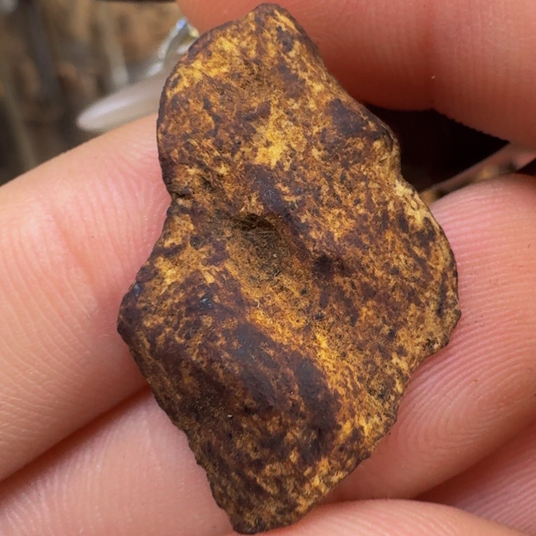 沉香吊坠越南惠安红土吊坠