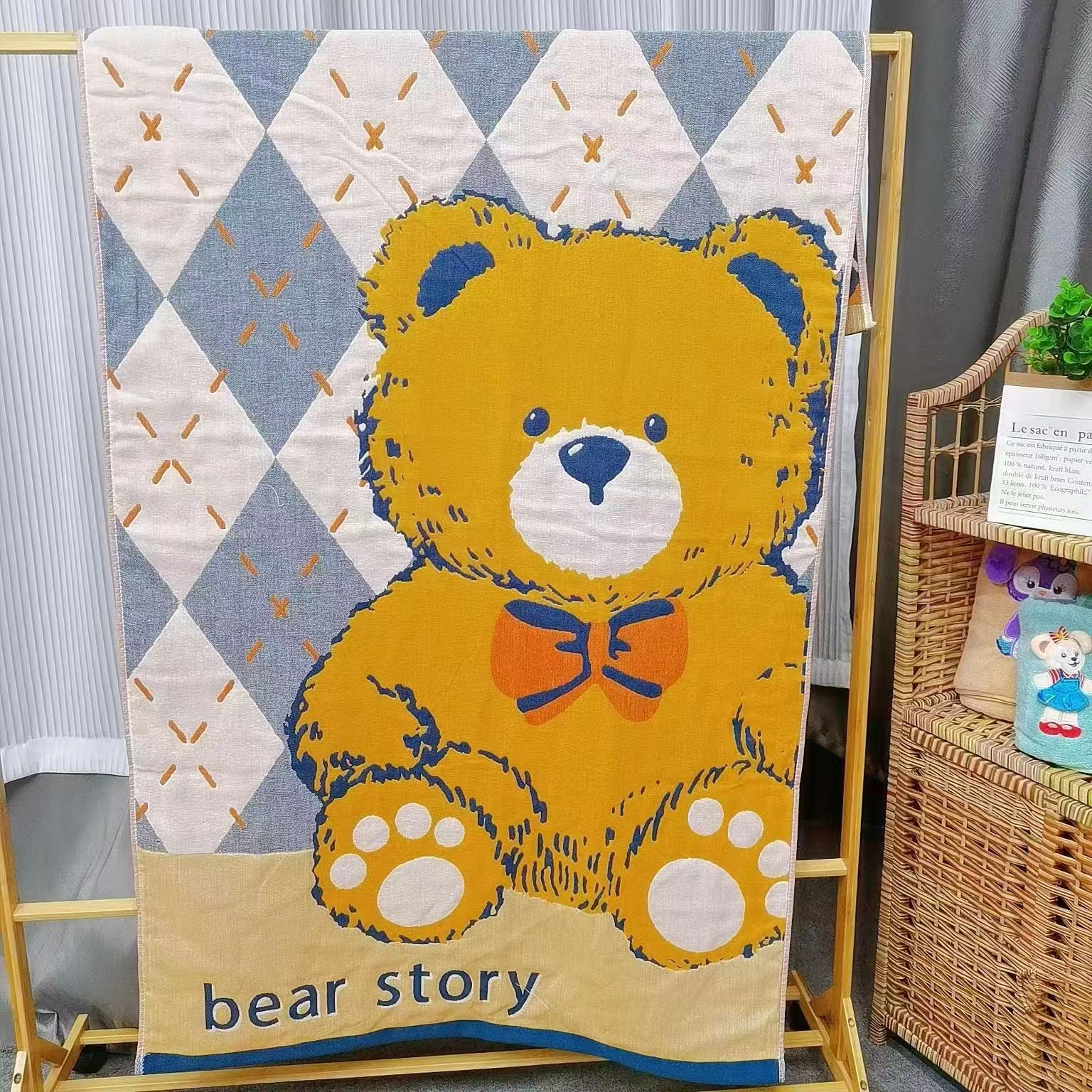 80*160cm多功能提花竹棉纤维多层纱布浴巾沙滩巾泰迪熊