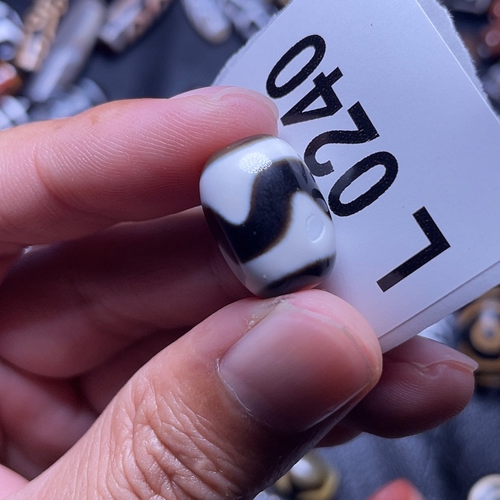 玛瑙/玉髓颈饰未镶嵌瑕疵