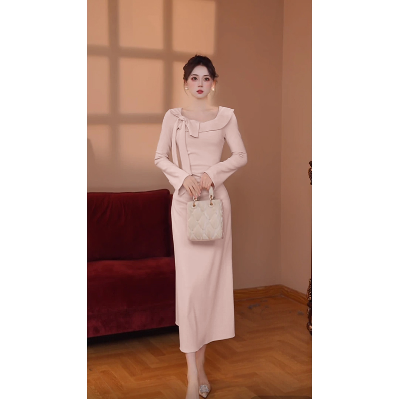 【瑞瑞定制】【无拉链】设计感翻领蝴蝶结修身收腰纯欲连衣裙D4293