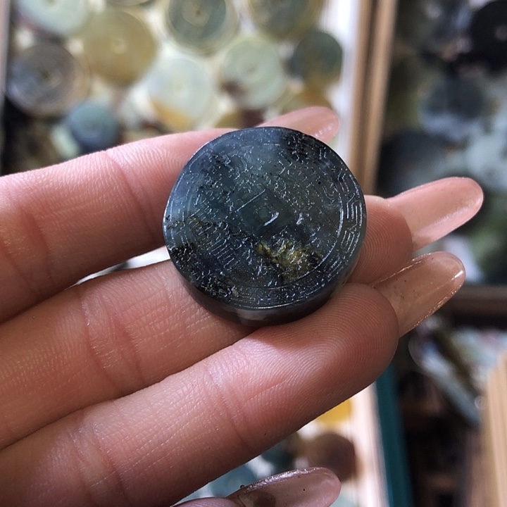 岫玉岫玉挂件未镶嵌