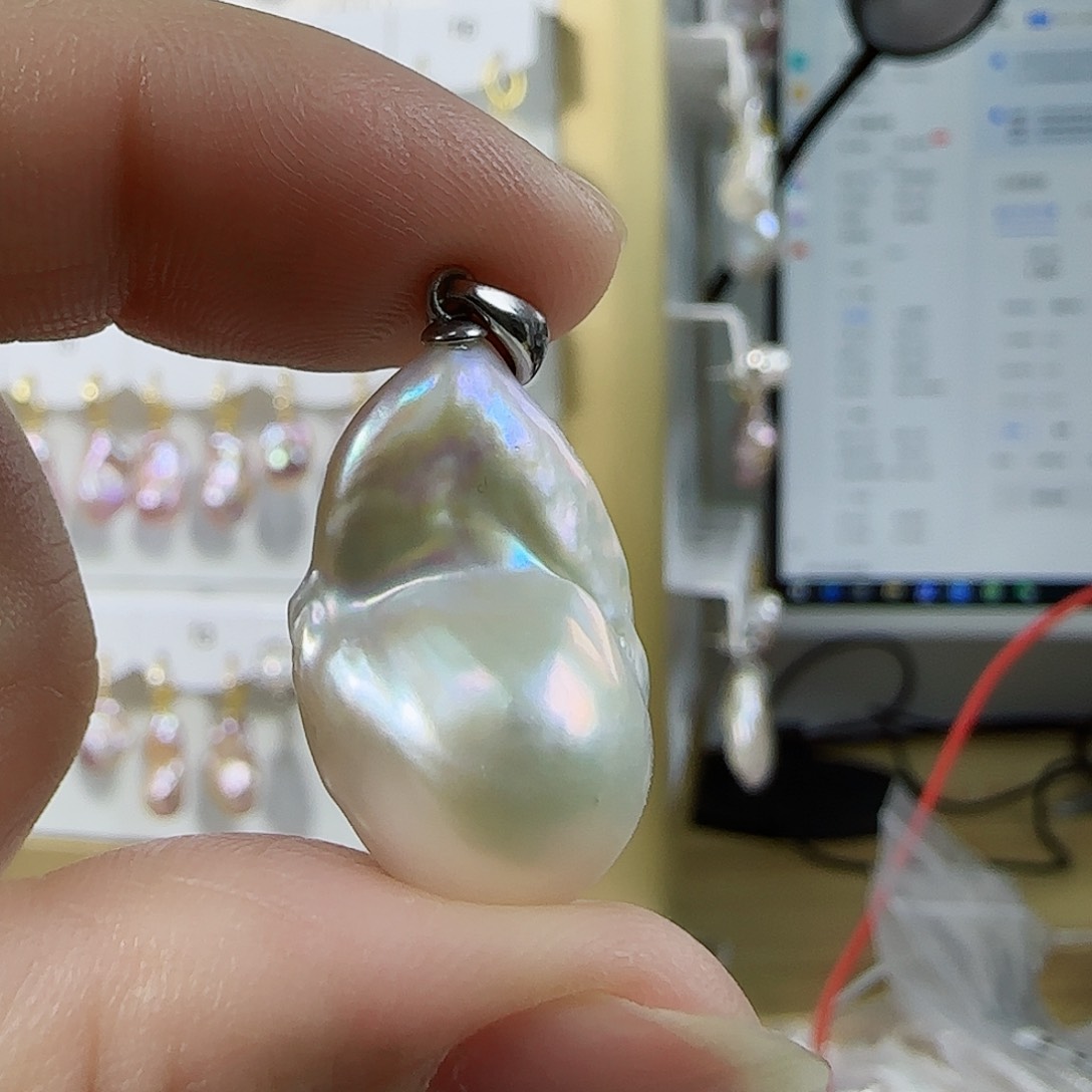 淡水珍珠吊坠（特价有瑕）银S925镶嵌