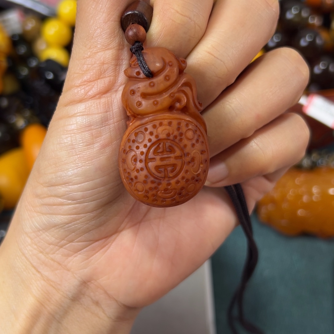 琥珀珠宝奇石未镶嵌44