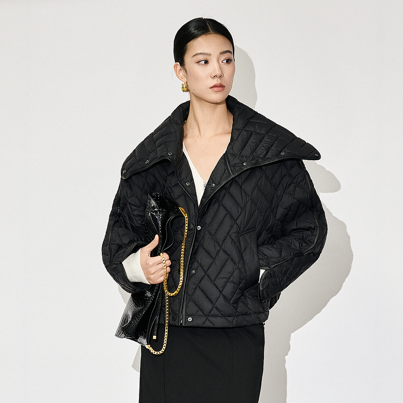 XG雪歌黑色短款白鸭绒羽绒服冬季新款抽绳收腰加厚防寒外套女