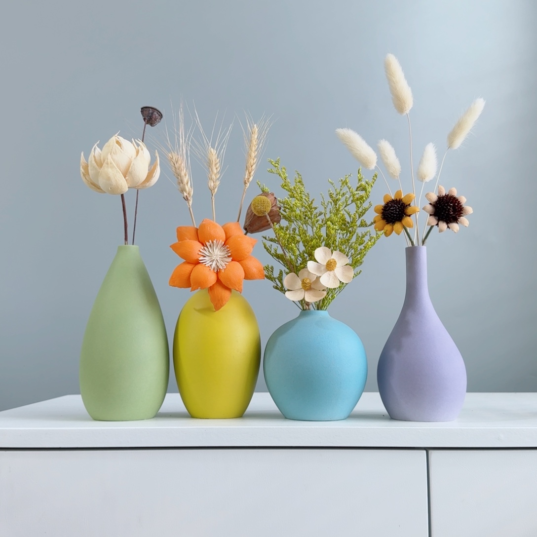 摆件陶瓷小花瓶含花总高约20-30cm