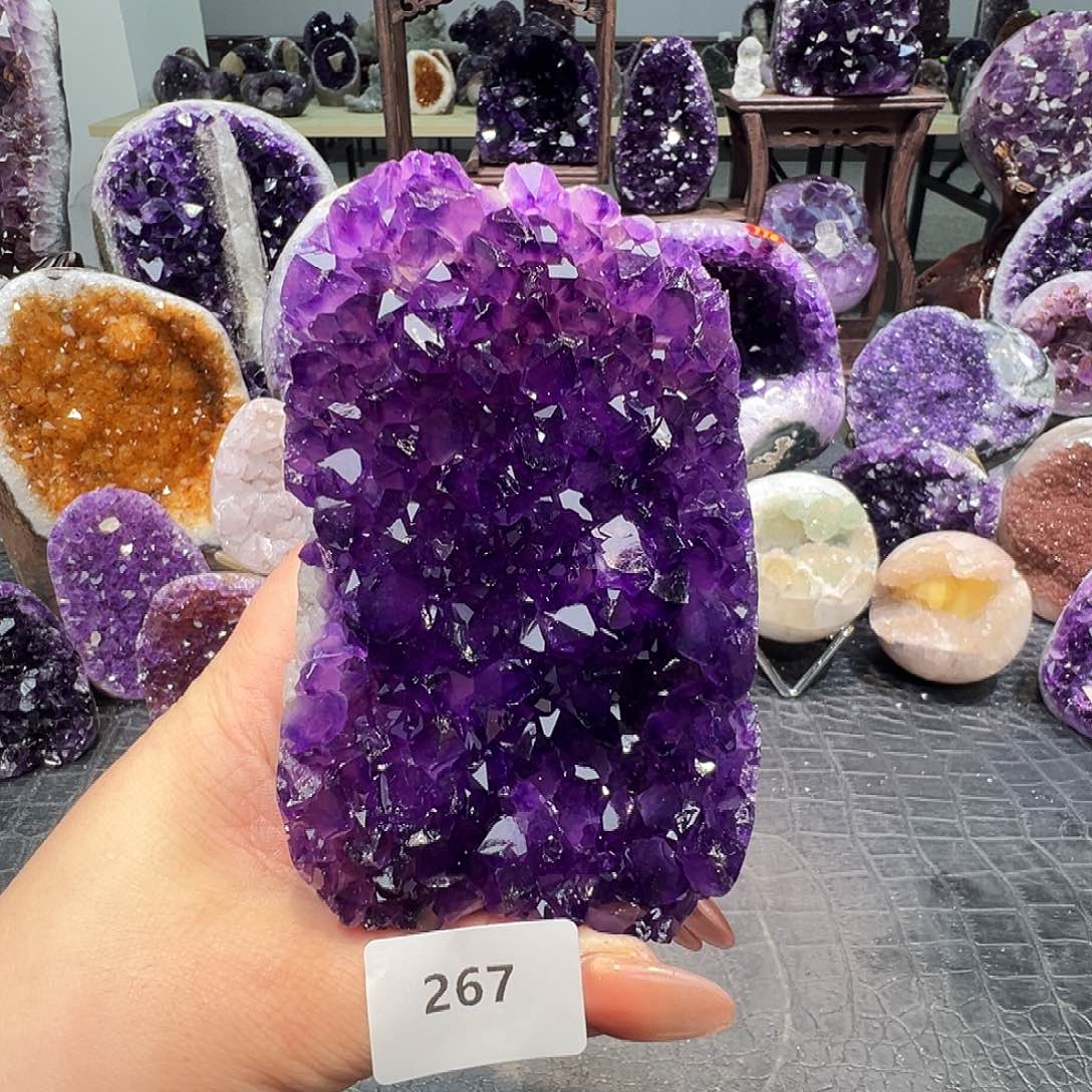 紫晶未镶嵌珠宝半成品