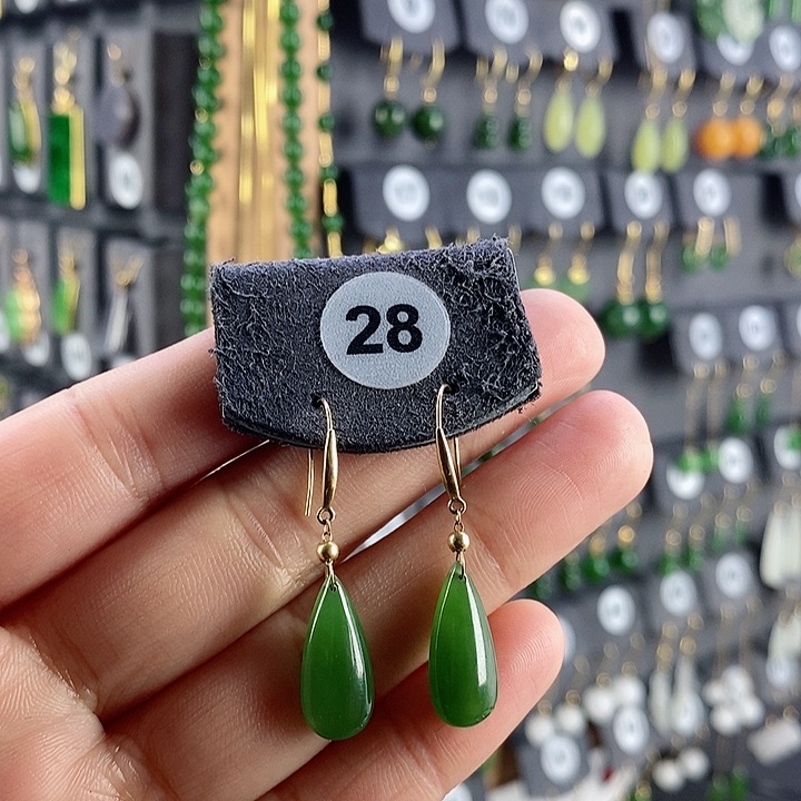 和田玉耳饰18K金镶嵌