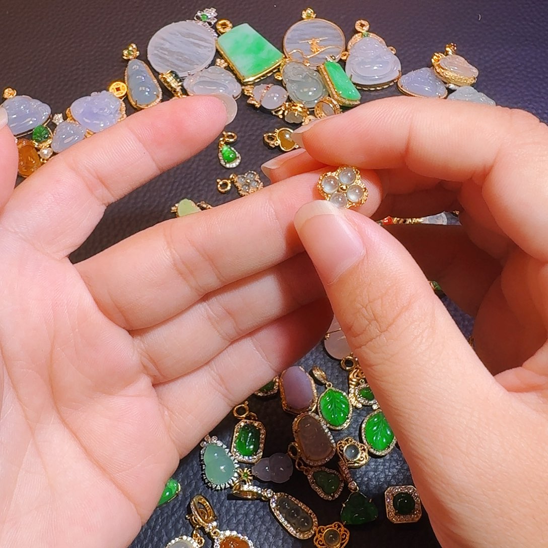 翡翠银S925镶嵌颈饰