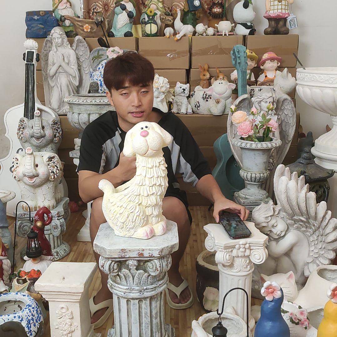 合成树脂奶油狗花盆