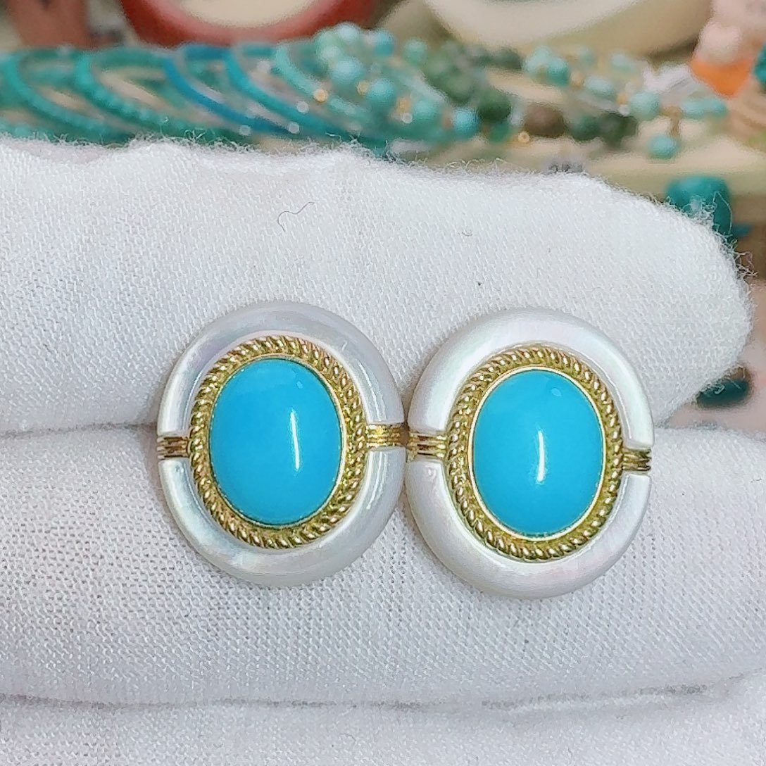 绿松石18K金镶嵌珠宝奇石高瓷蓝耳钉