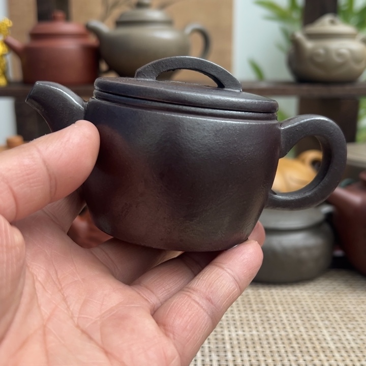 哥***好紫砂茶壶宜兴原矿紫砂石红150CC