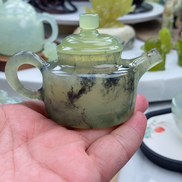 岫玉四大名玉手把壶60cc未镶嵌