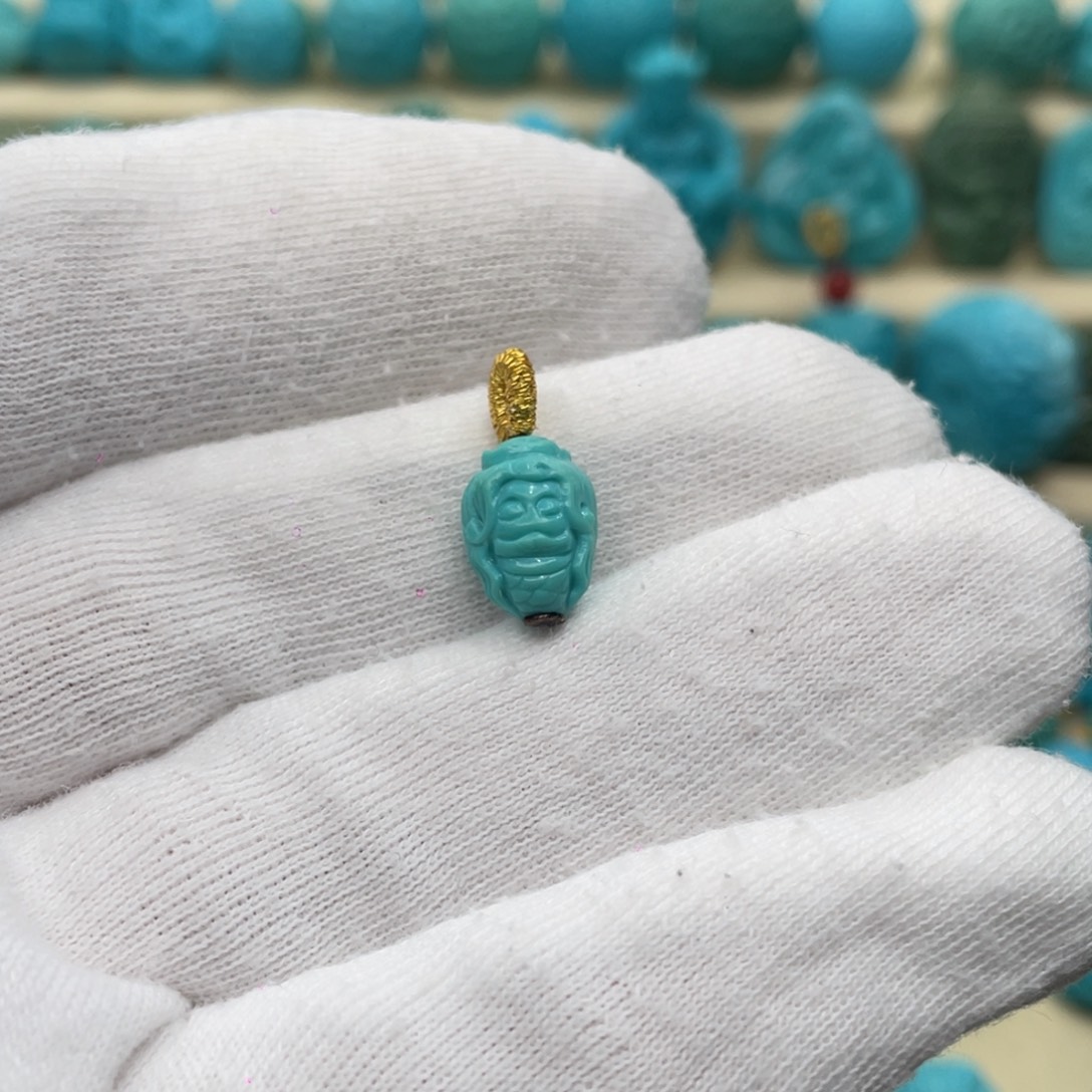 绿松石未镶嵌颈饰卡8