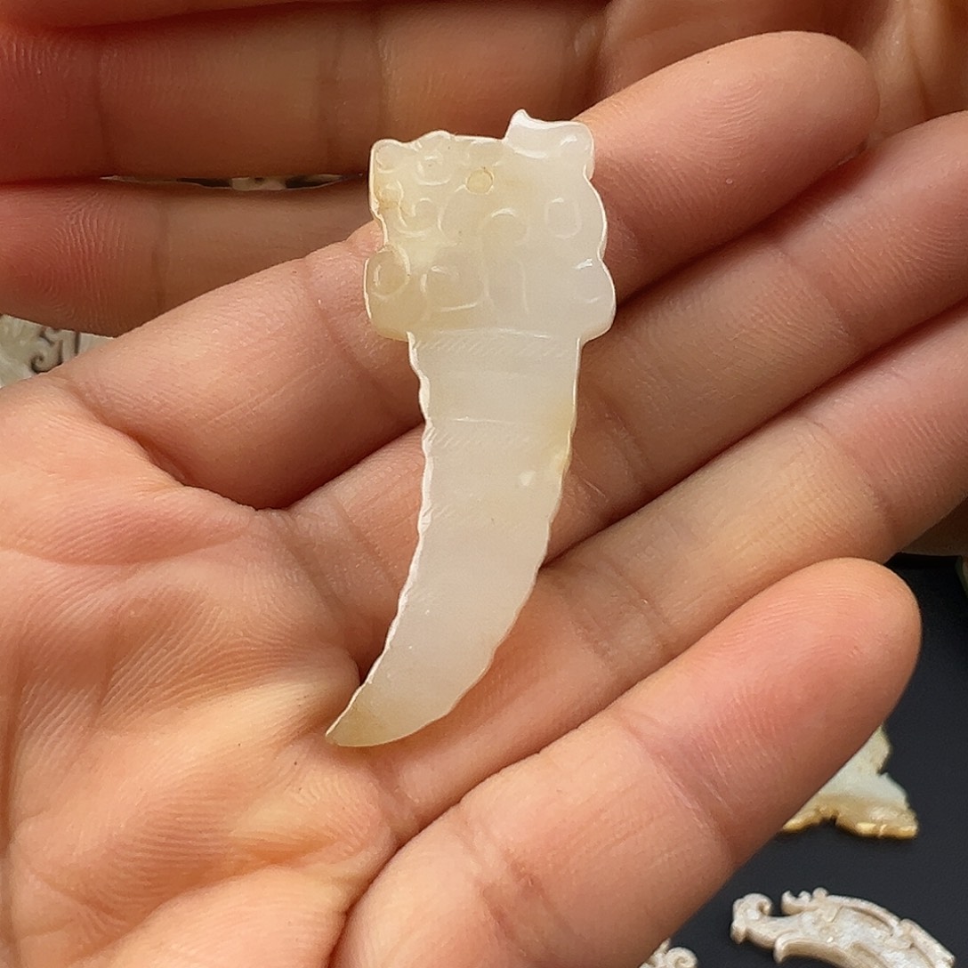 未镶嵌和田玉挂件