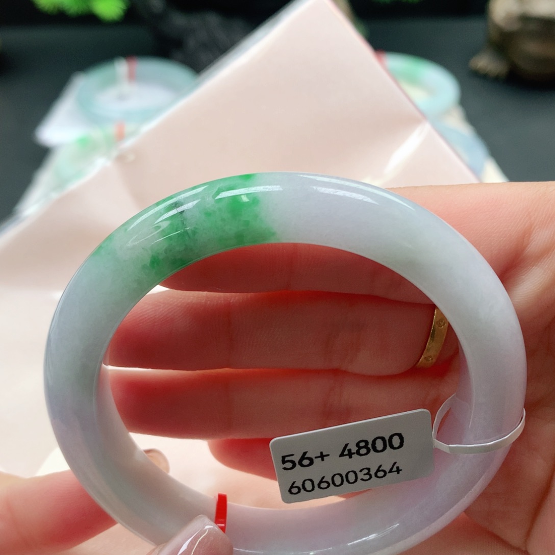翡翠手镯未镶嵌淡***956 56 56