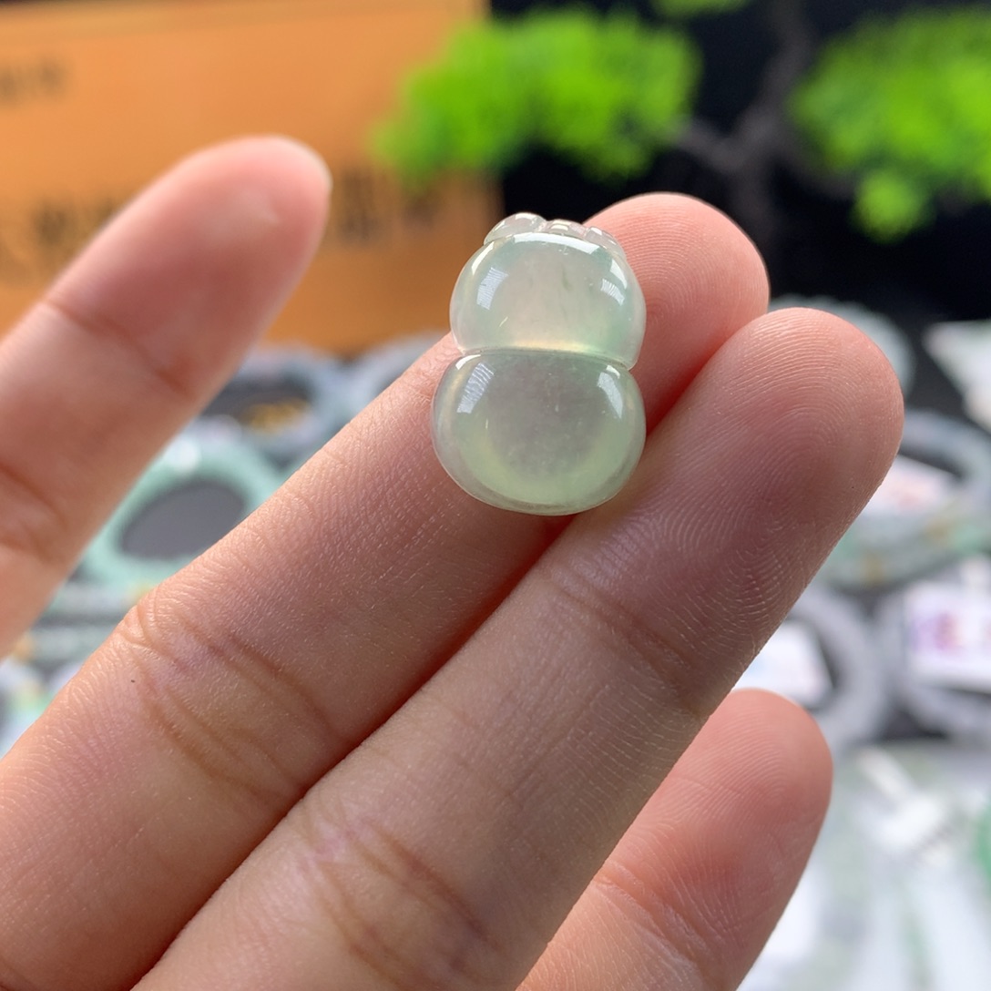 翡翠未镶嵌手链翡翠