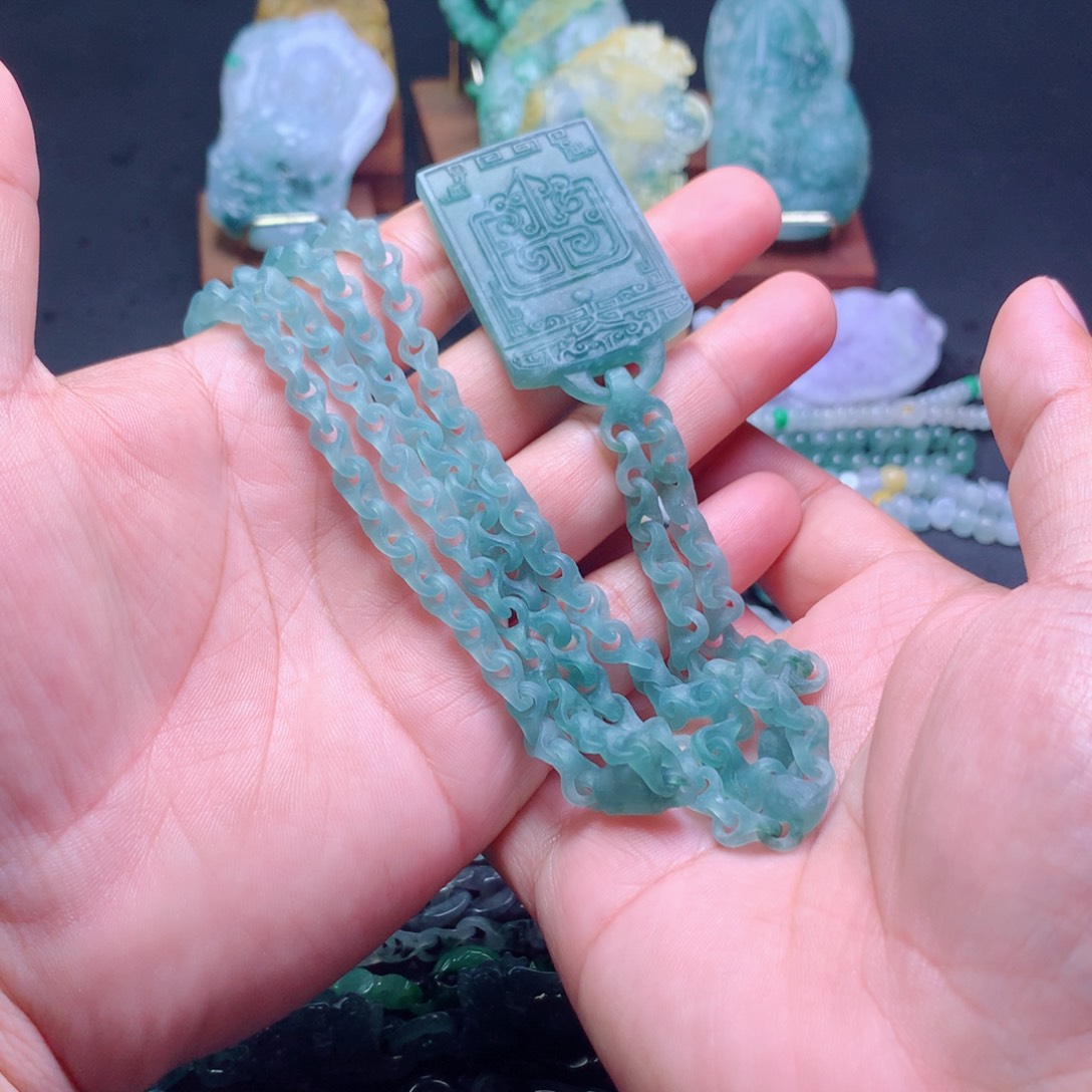 k***！定制翡翠未镶嵌翡翠