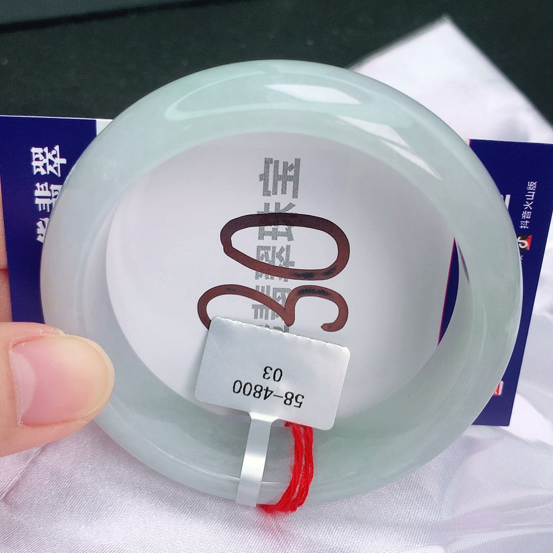 翡翠手镯未镶嵌缅甸天然A货翡翠