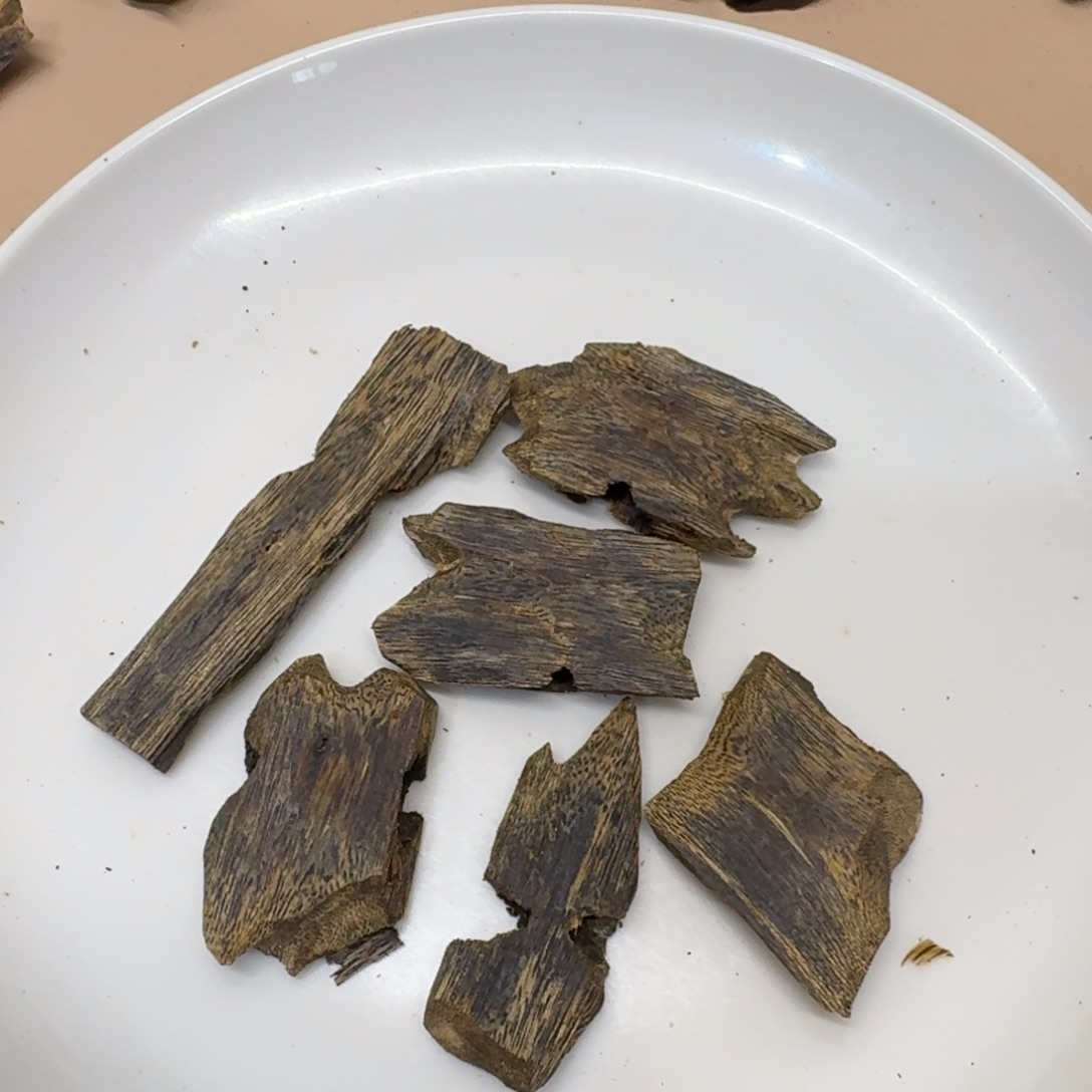 沉香沉香碎屑树心棋高油块料30克