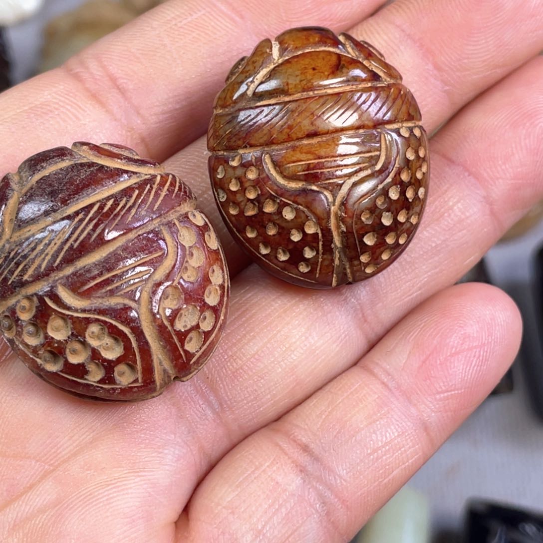 和田玉颈饰未镶嵌云***哥