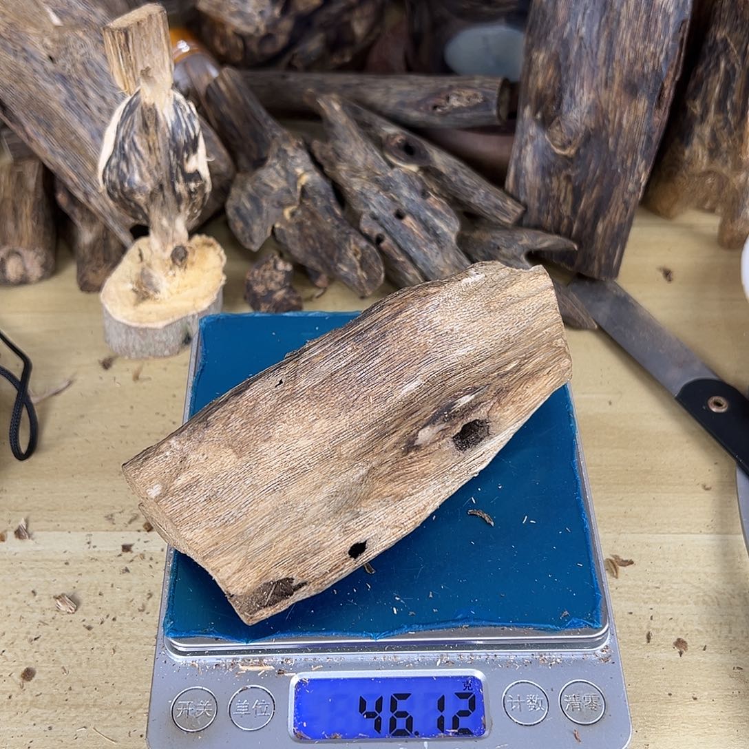 香料绿奇楠虫漏46克金沙叶