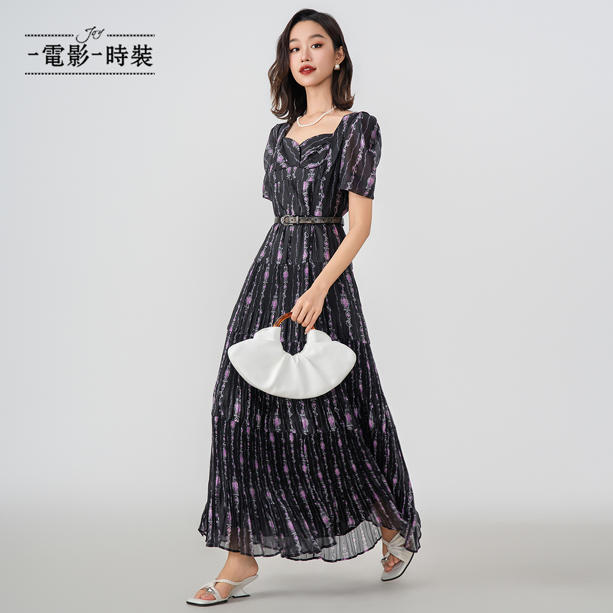 【粉丝专享】一电影一时装法式度假风碎花压褶长款连衣裙FFNL122219