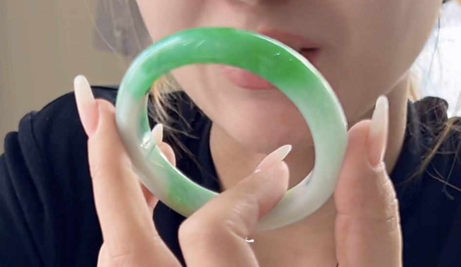 天然缅甸翡翠A货手镯