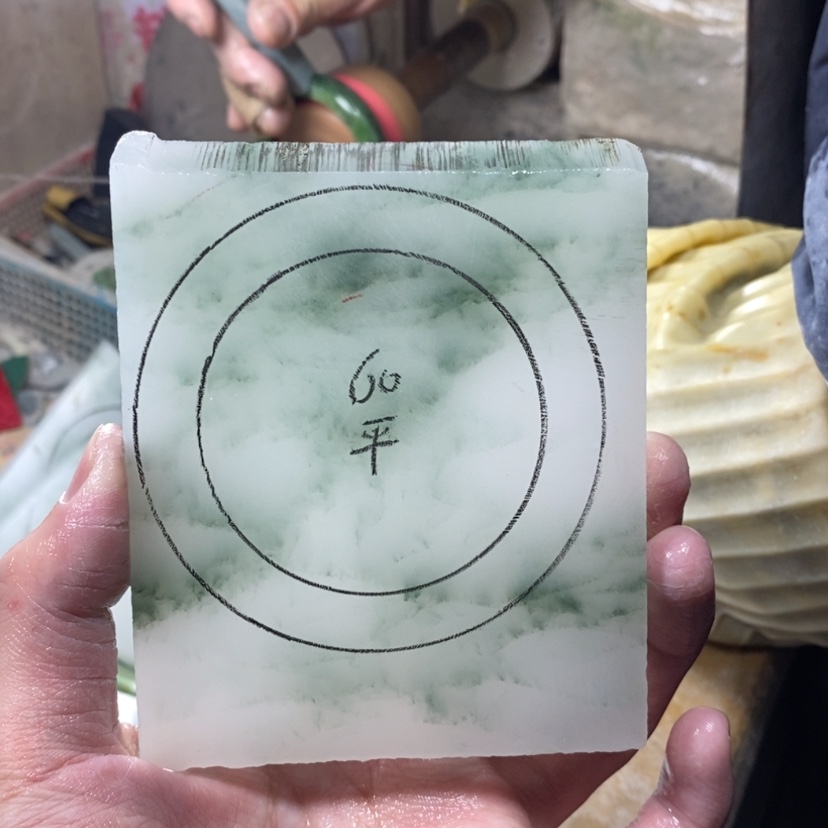 【闪购商品】石英质玉（天山翠）手镯未镶嵌椰*铁定制手镯