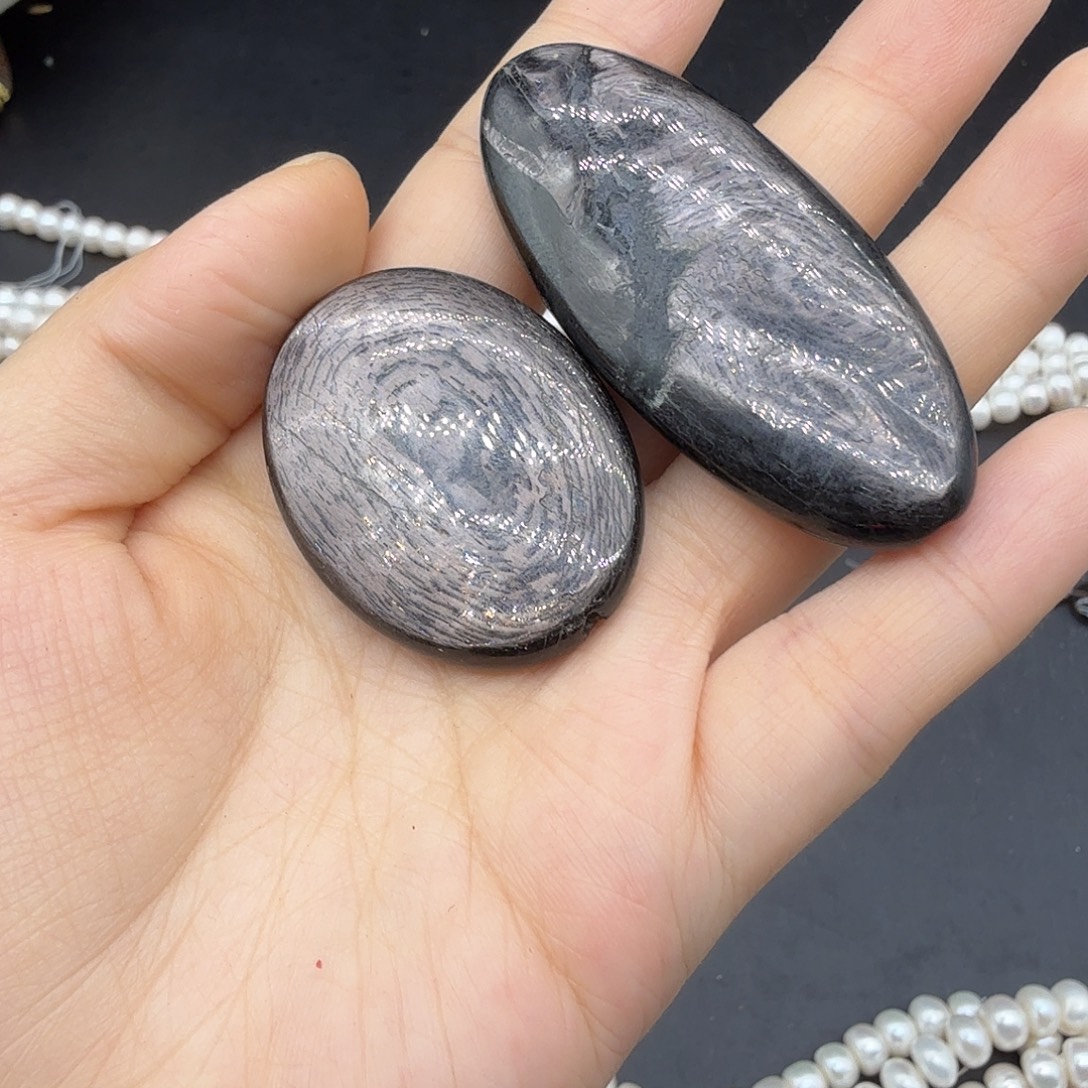 樱***蕉未镶嵌珠宝半成品水晶埃及金运打包2颗