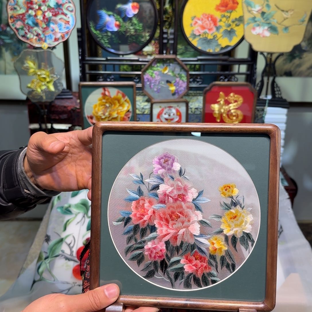 刺绣刺绣工艺精湛