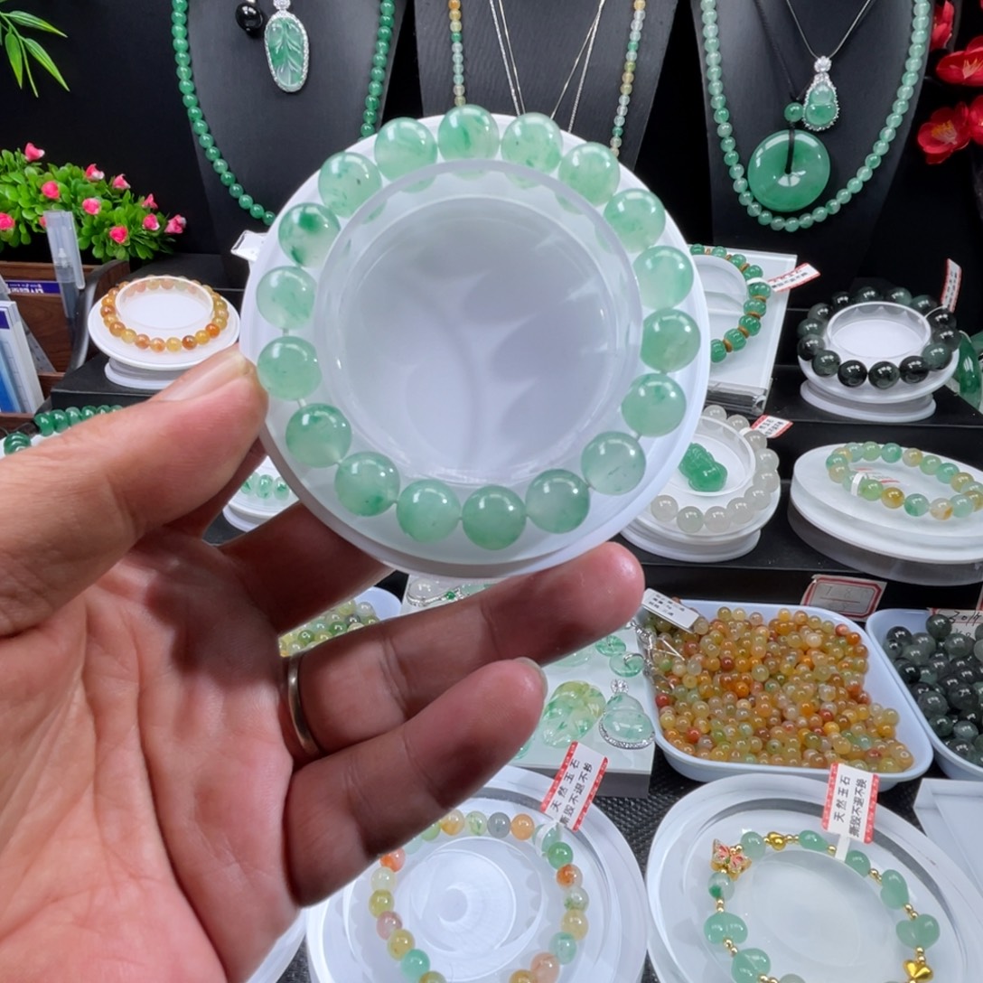 石英质玉（非洲翠）未镶嵌手串